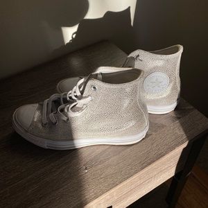 Silver dots converse sneakers